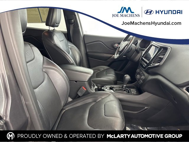 Used 2019 Jeep Cherokee Limited image 22