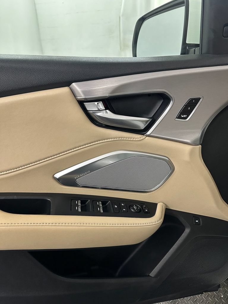 Used 2019 Acura RDX w/ Technology Package AWD/4WD image 9