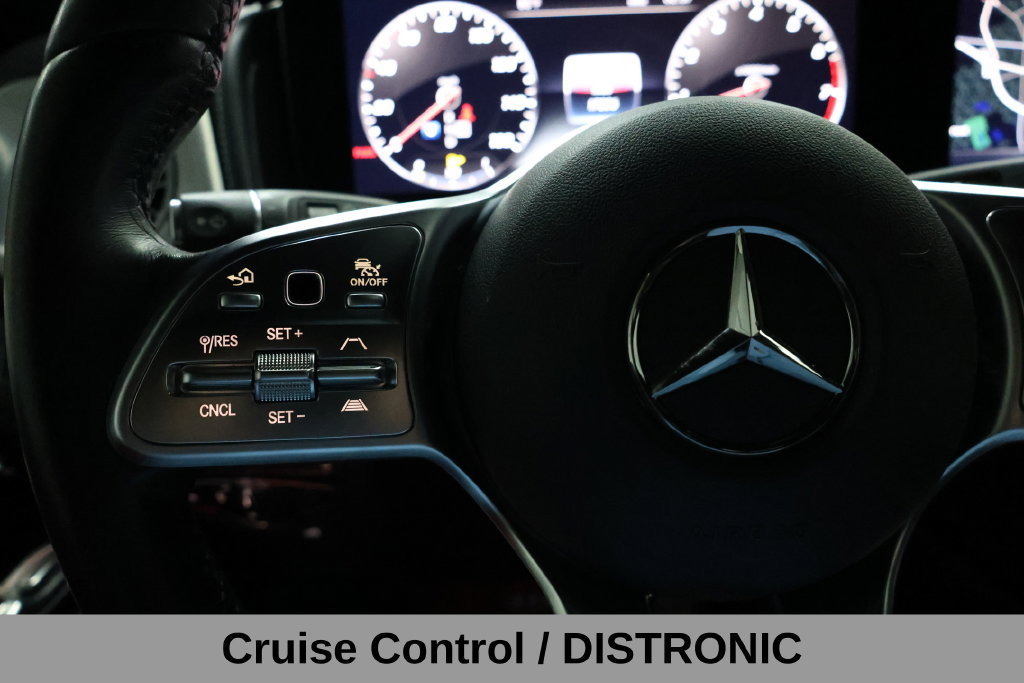 Used 2024 Mercedes-Benz G 550 image 35