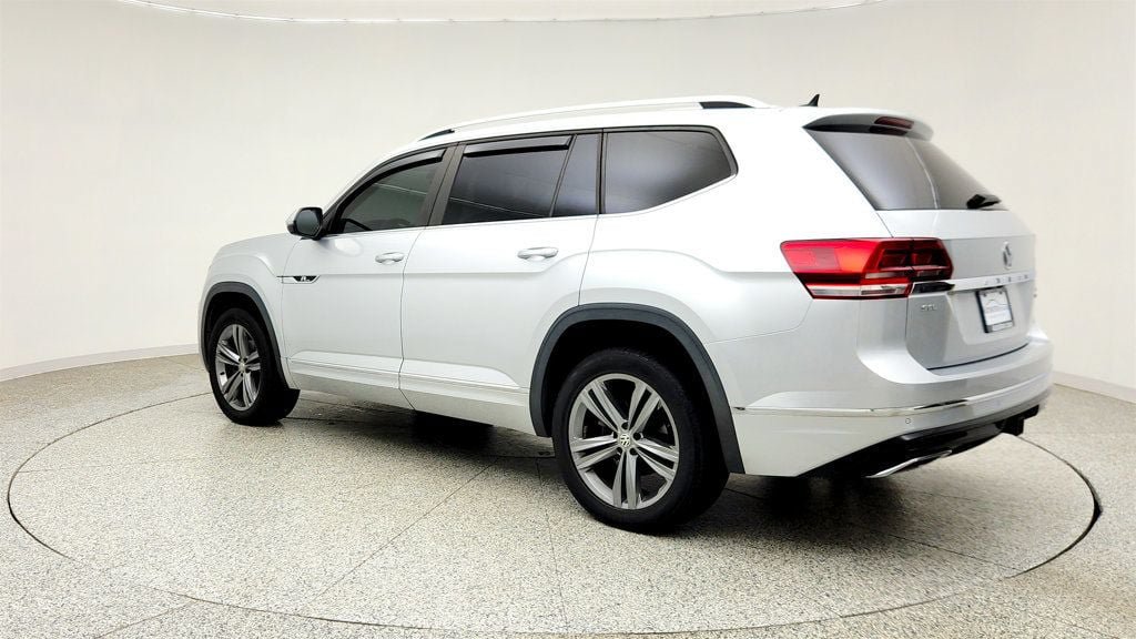 Used 2018 Volkswagen Atlas SEL w/ R-Line Package AWD/4WD image 7