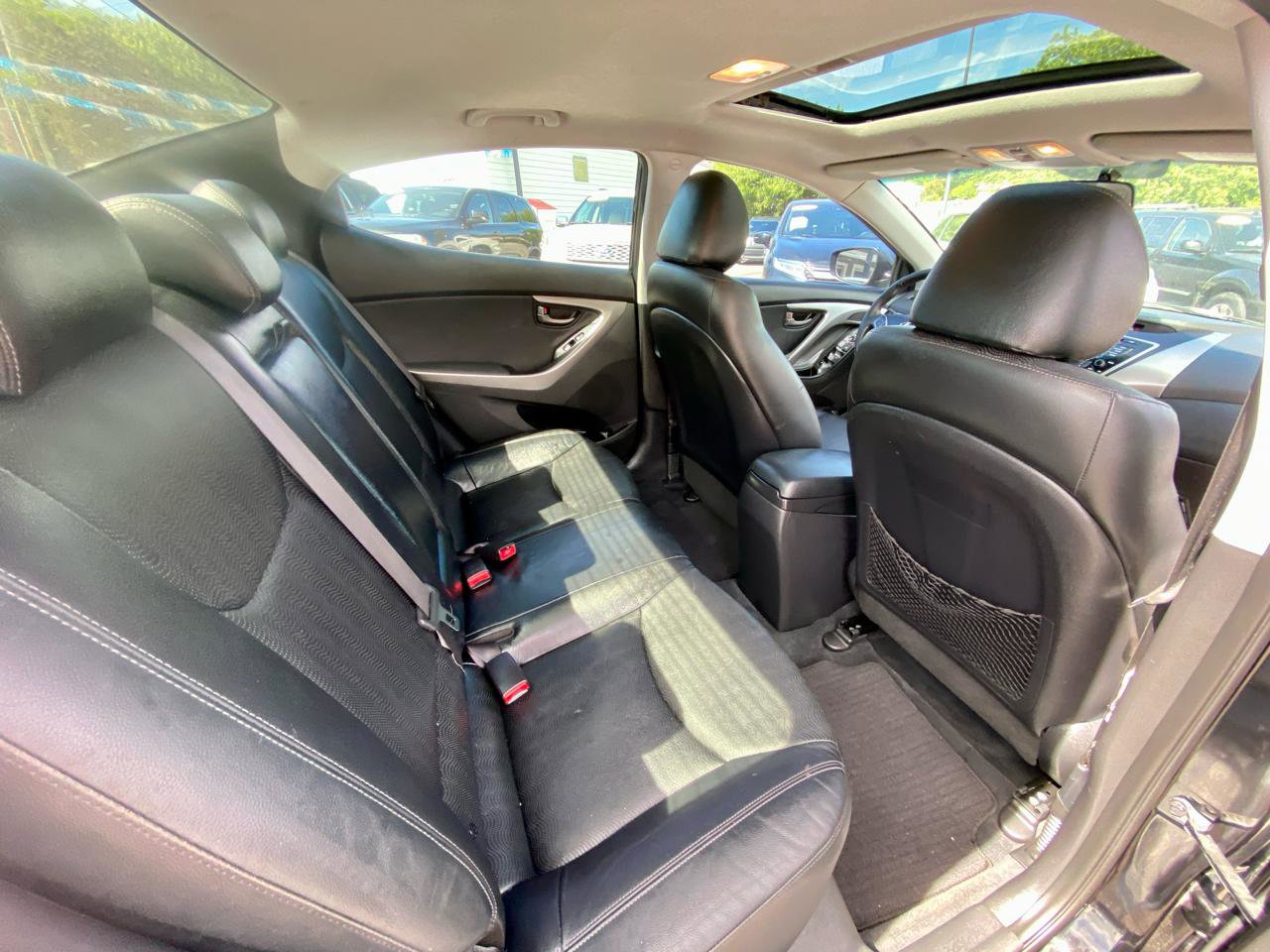Used 2013 Hyundai Elantra Limited FWD image 10