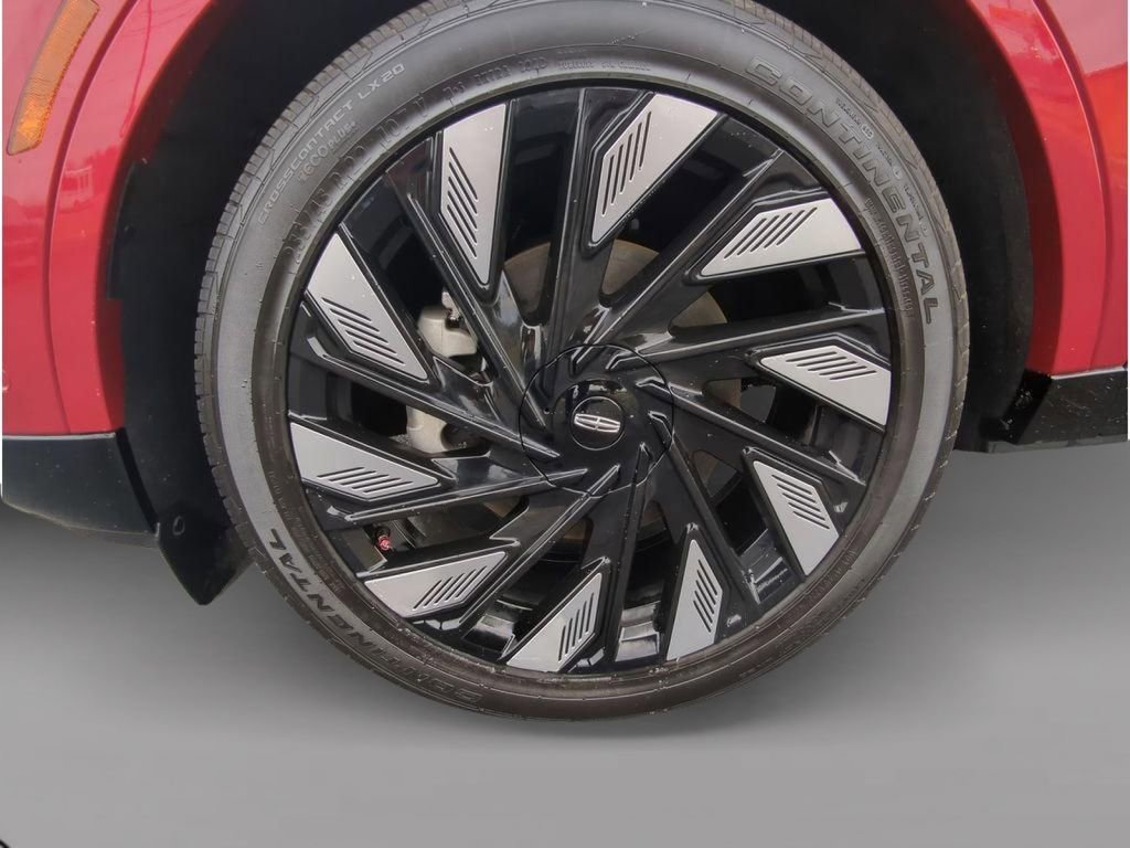 Used 2024 Lincoln Nautilus Reserve w/ Equipment Group 203A image 10