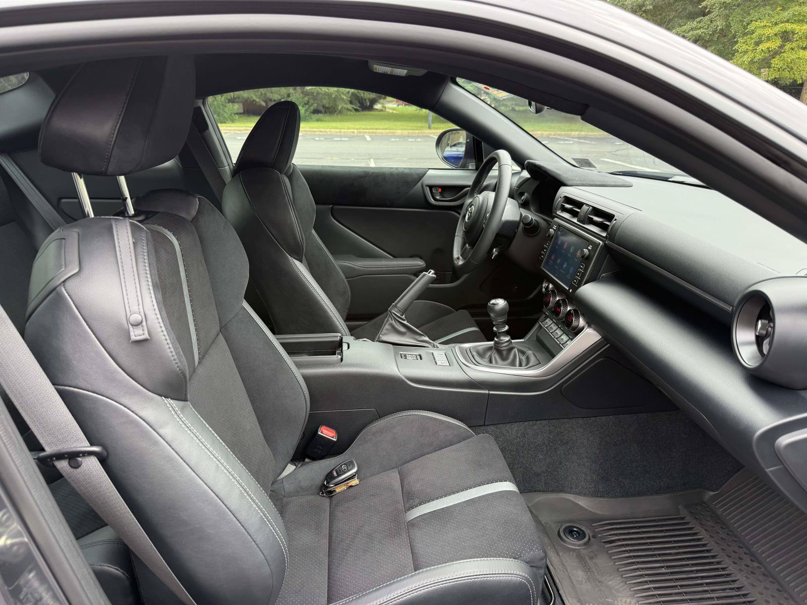 Used 2025 Toyota GR86 Premium w/ Performance Package RWD image 14