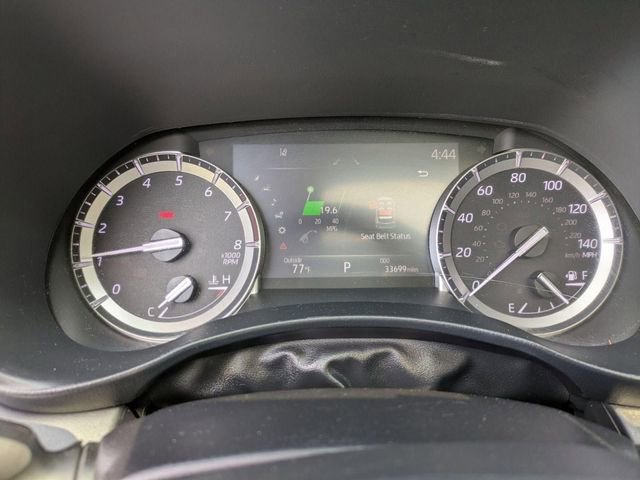 Used 2022 Toyota Highlander XLE AWD/4WD image 18