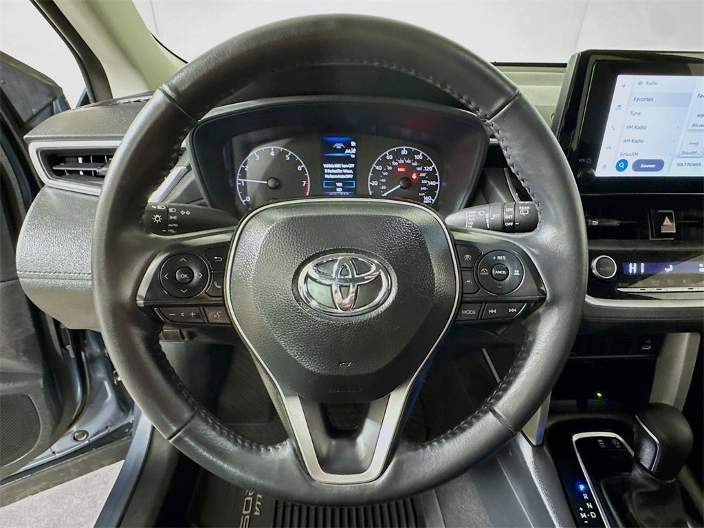 Used 2024 Toyota Corolla Cross LE image 9