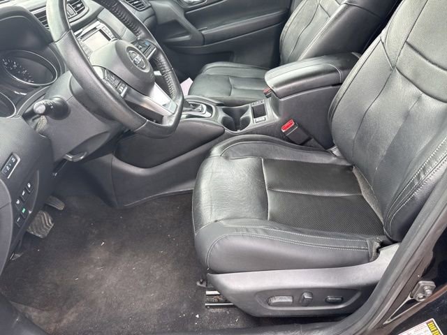 Used 2019 Nissan Rogue SL FWD image 16
