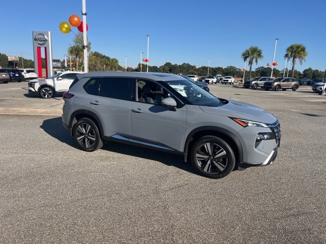 Used 2025 Nissan Rogue SL w/ SL Premium Package