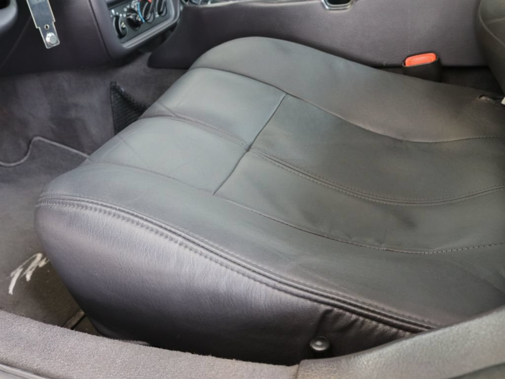 Used 2001 Chrysler Prowler RWD image 14