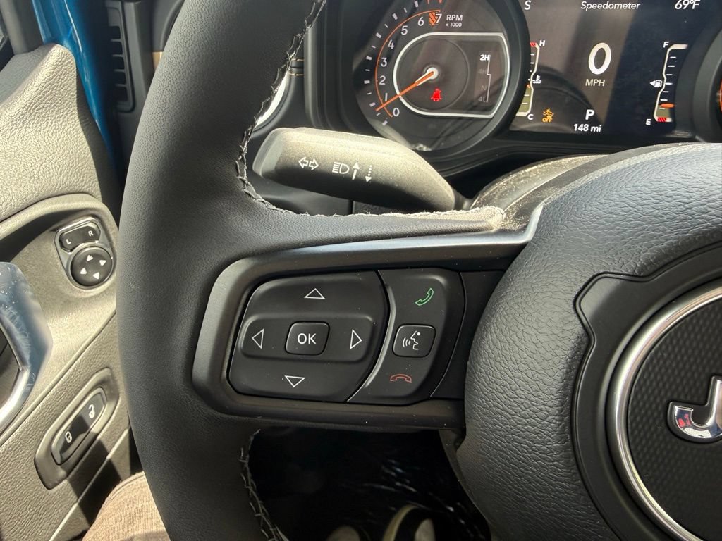 New 2026 Jeep Gladiator Sport AWD/4WD image 17