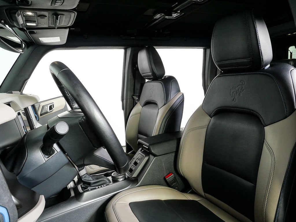 Used 2023 Ford Bronco Wildtrak image 5