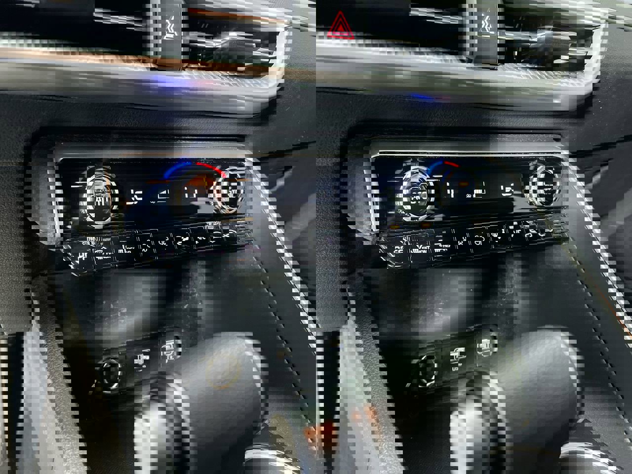 Used 2023 Kia K5 GT-Line w/ GT-Line Premium Package image 26