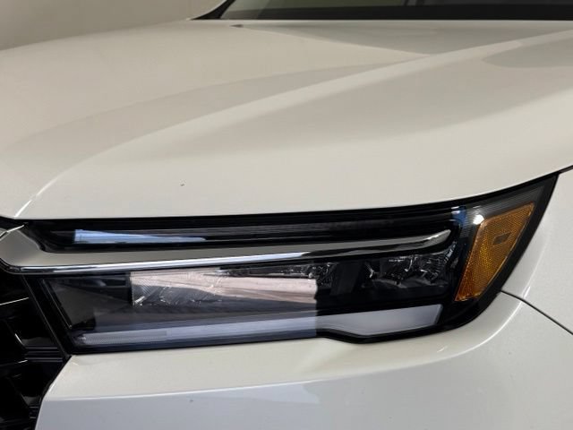 Used 2025 Honda Pilot Touring image 16
