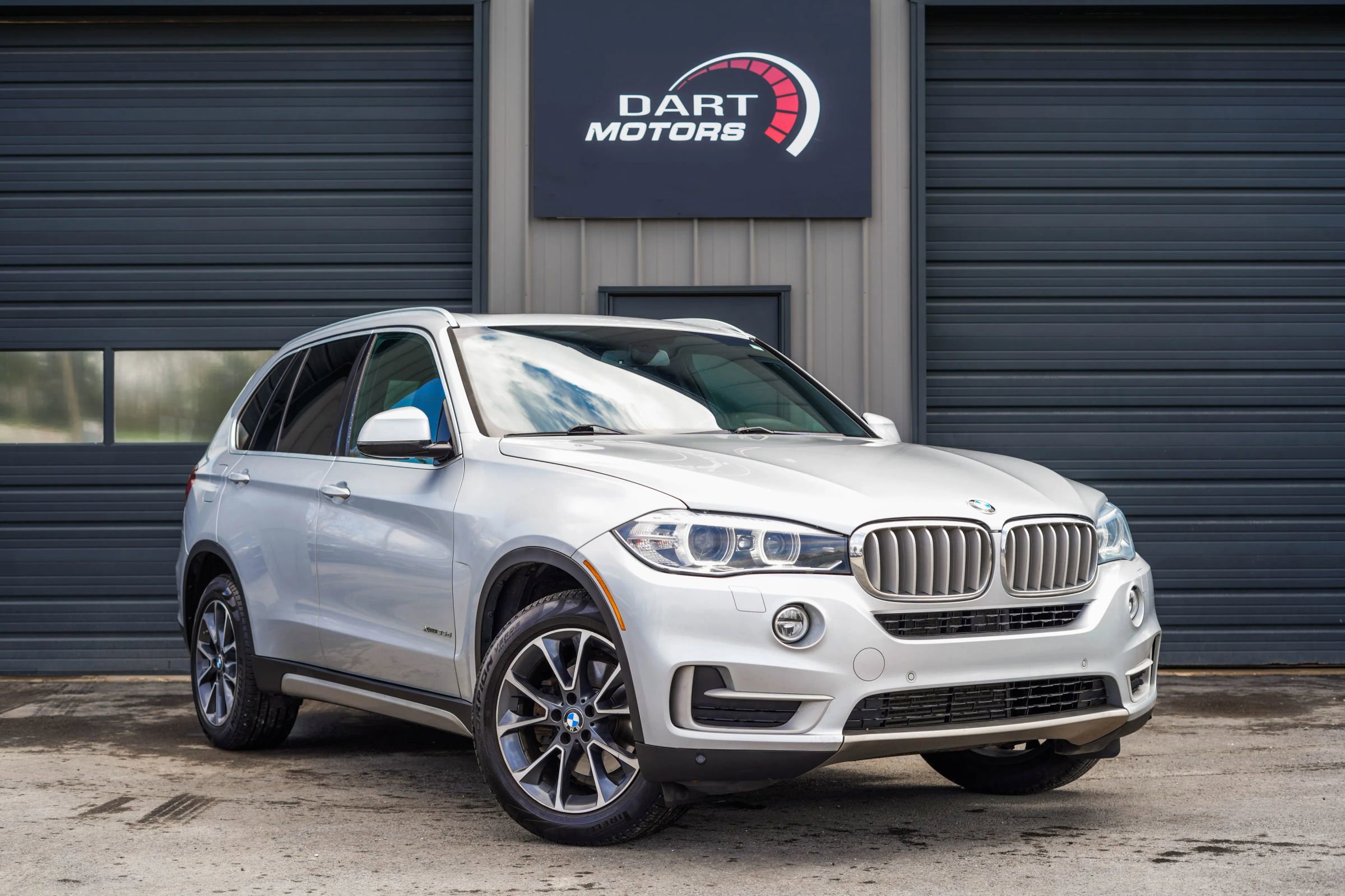 Used 2017 BMW X5 xDrive35d image 1