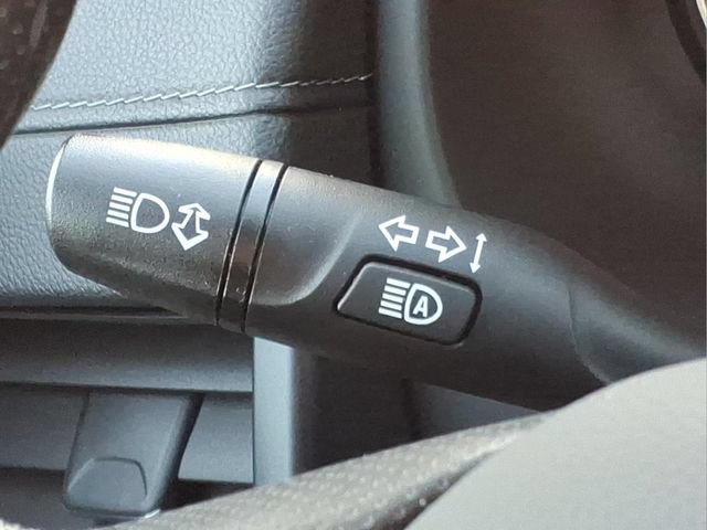 Used 2022 GMC Terrain SLE AWD/4WD image 28