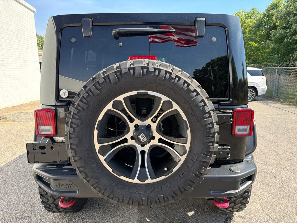 Used 2016 Jeep Wrangler Unlimited Rubicon AWD/4WD image 3