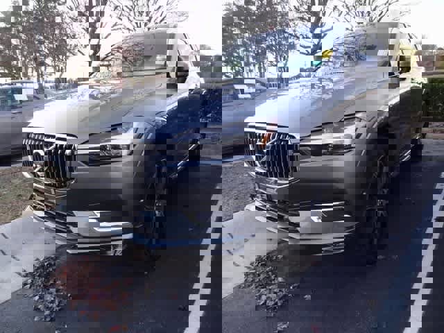 Used 2021 Volvo XC60 T5 Inscription w/ Advanced Package