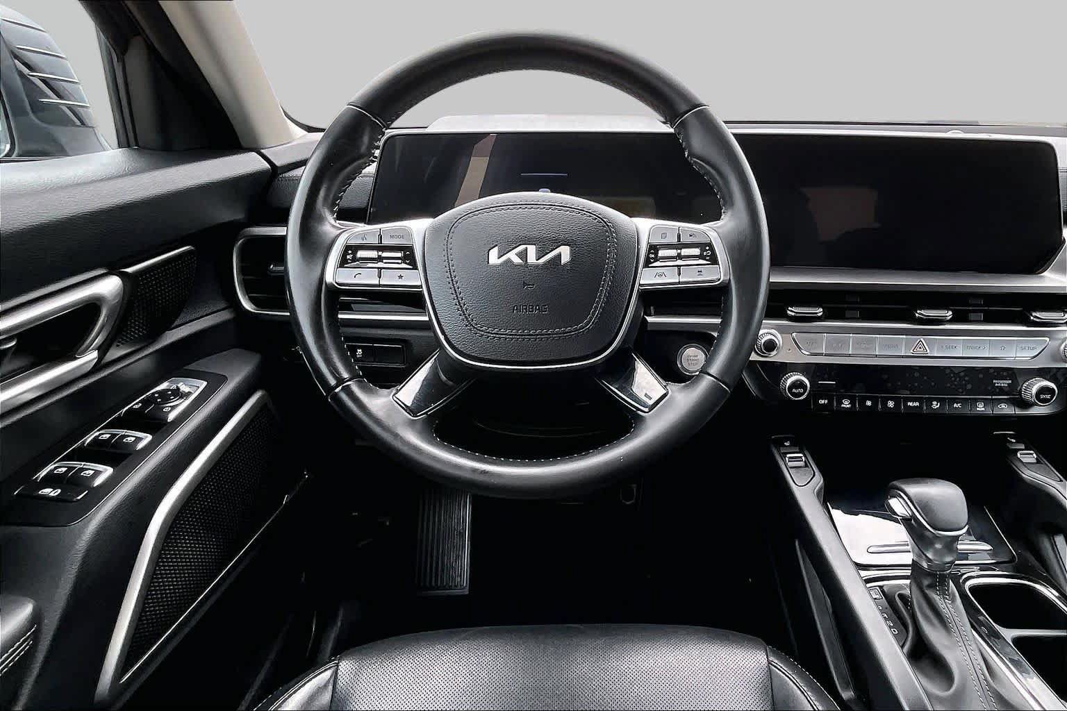 Used 2023 Kia Telluride S w/ S Sunroof Package AWD/4WD image 6