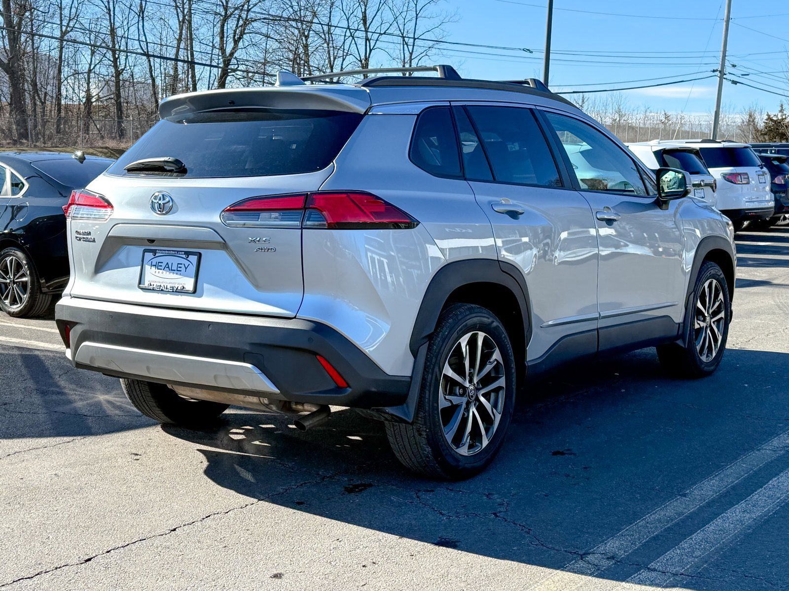 Used 2022 Toyota Corolla Cross XLE w/ Convenience Package image 7