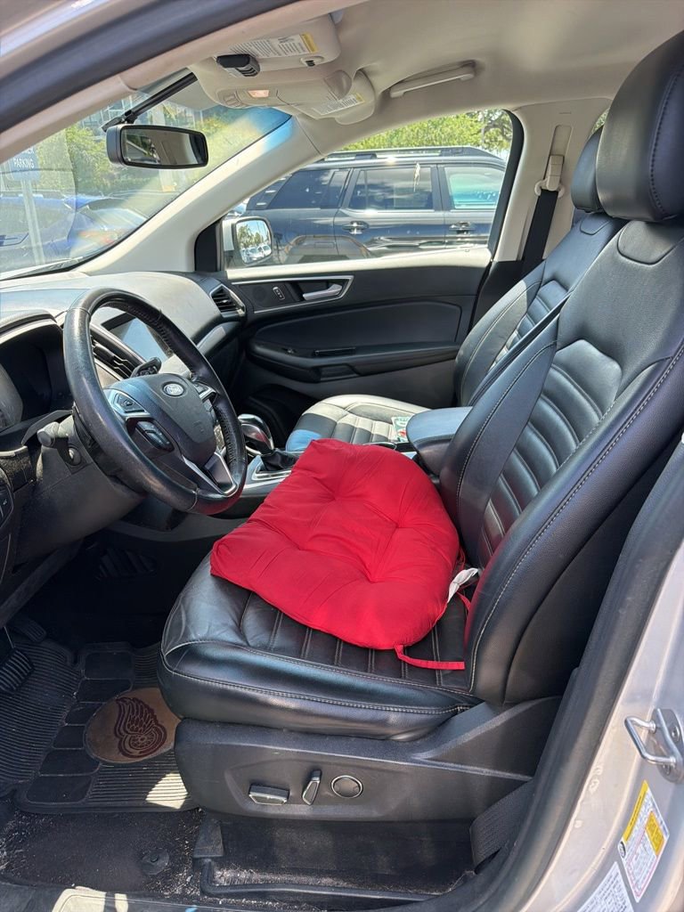 Used 2016 Ford Edge SEL w/ Utility Package AWD/4WD image 6