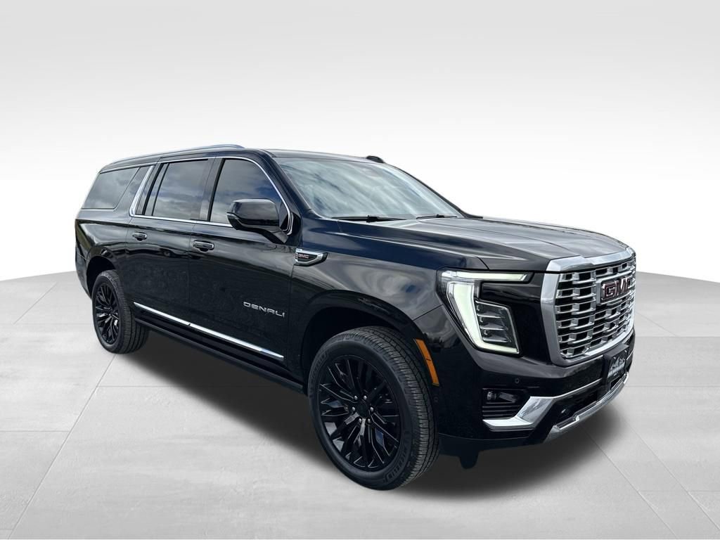 Used 2025 GMC Yukon XL Denali w/ Sun & Power Step Package image 27