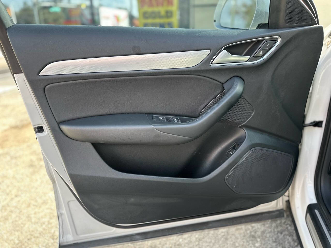 Used 2018 Audi Q3 2.0T Premium w/ Convenience Package image 11