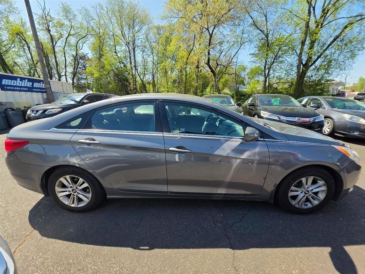 Used 2013 Hyundai Sonata GLS FWD image 4