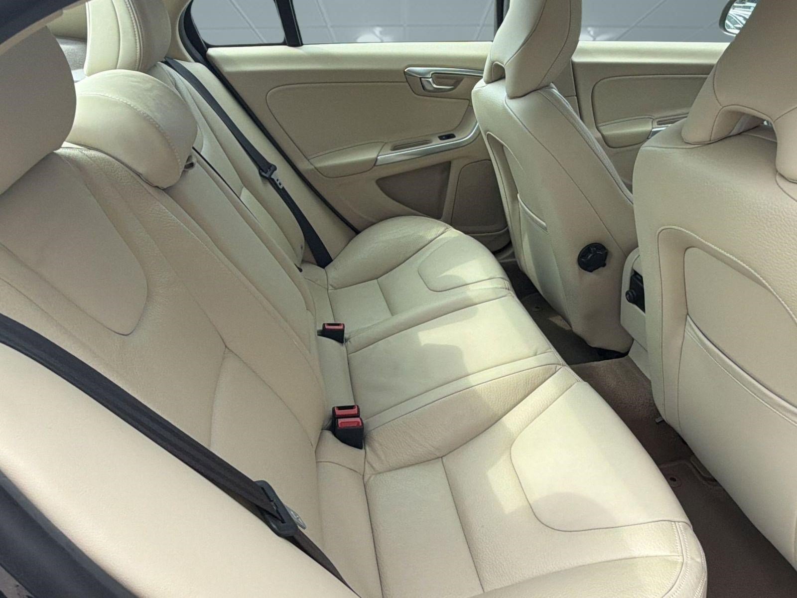 Used 2012 Volvo S60 T5 FWD image 27