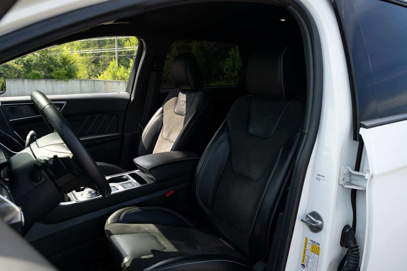 Used 2023 Ford Edge ST AWD/4WD image 15