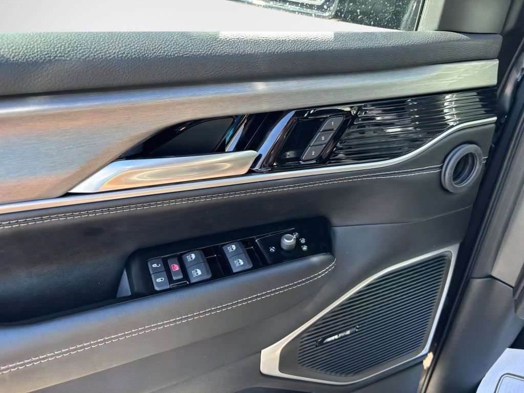 New 2025 Jeep Wagoneer Series II w/ Convenience Group I image 32