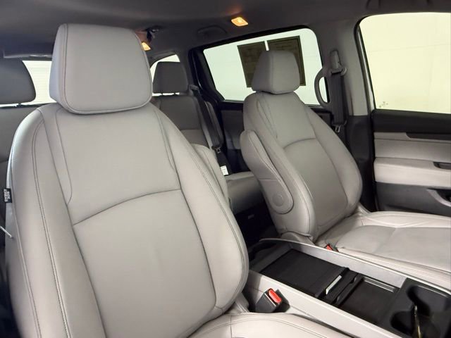 Used 2023 Honda Odyssey EX-L image 54