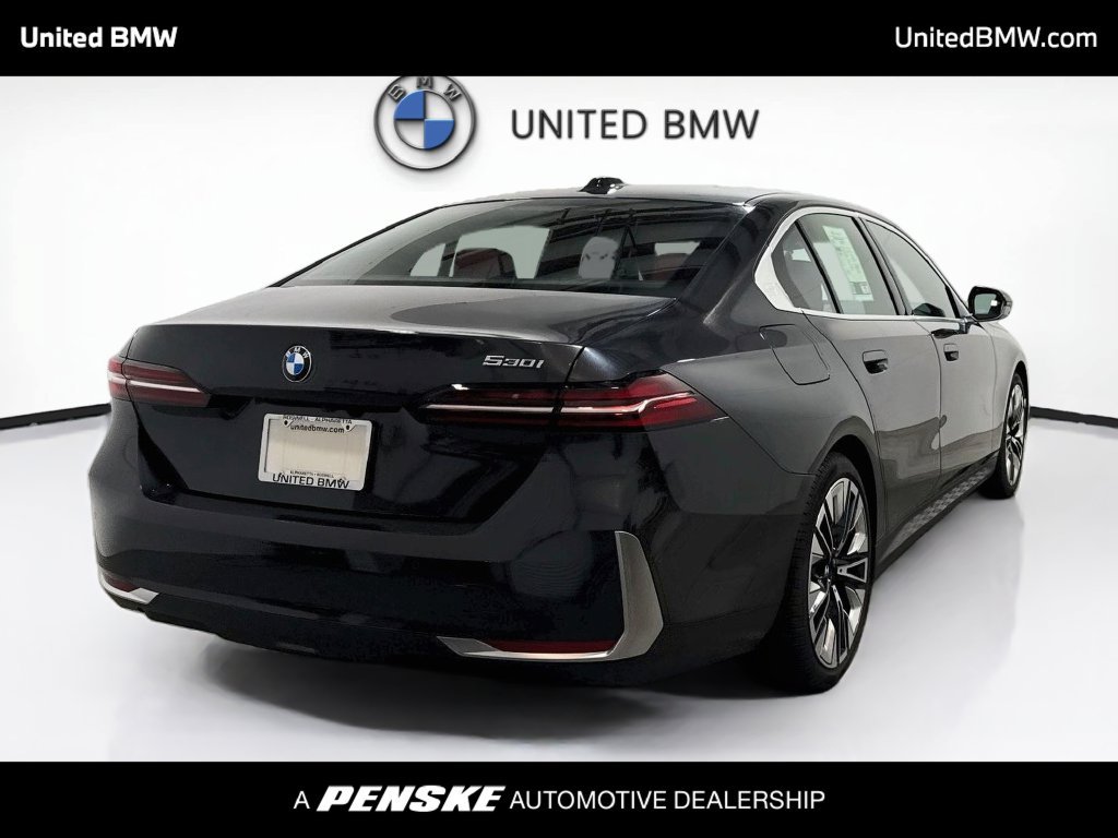 Certified 2026 BMW 530i RWD image 5