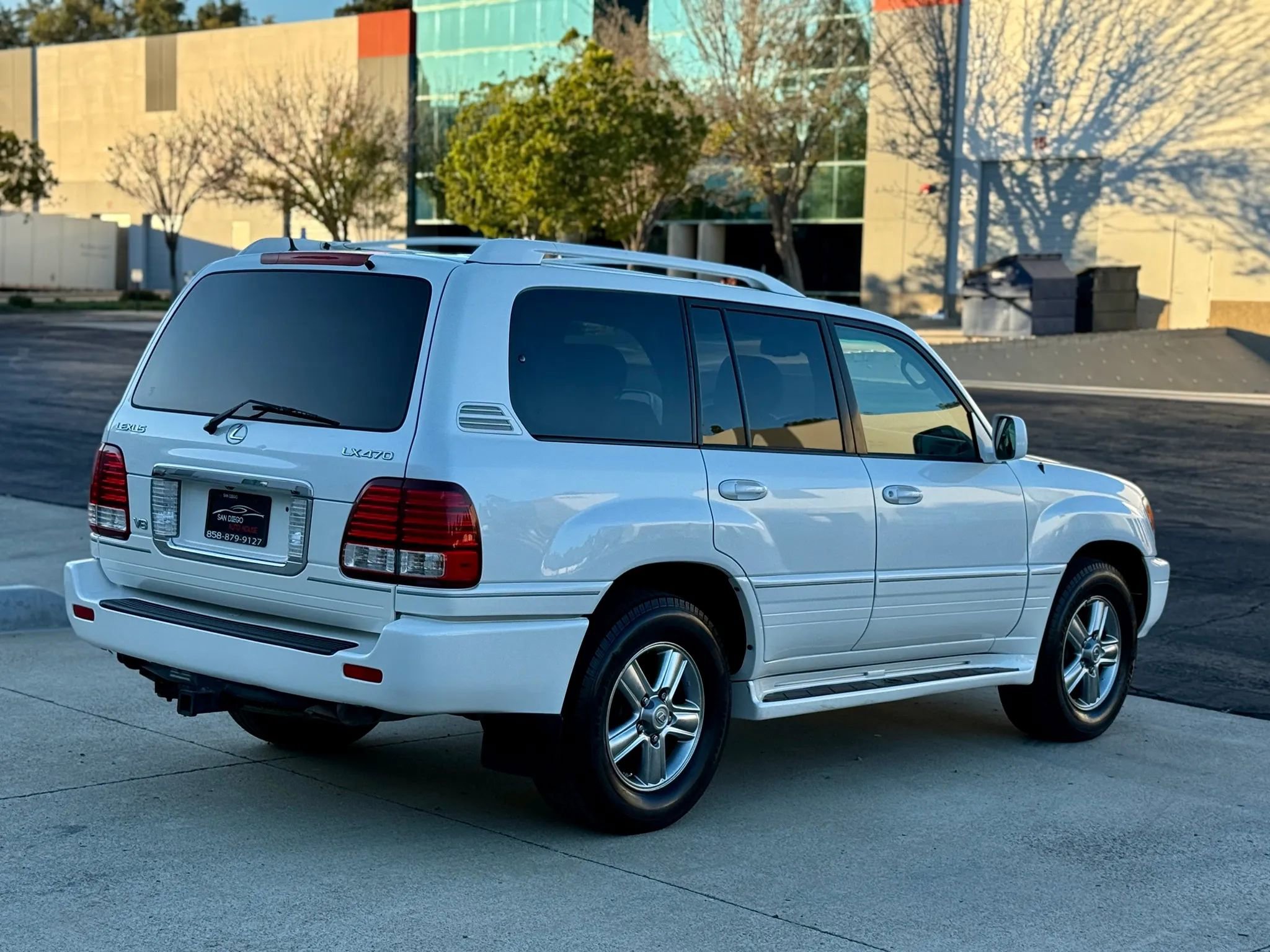 Used 2006 Lexus LX 470 4WD image 10