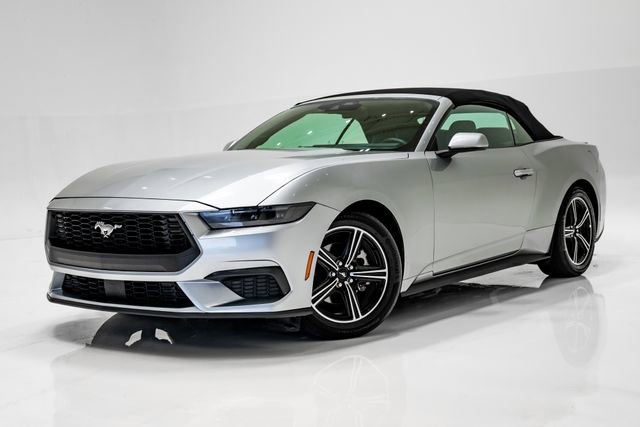Used 2025 Ford Mustang Premium RWD video 2