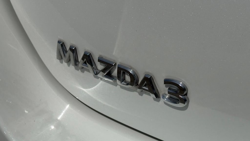Used 2020 MAZDA MAZDA3 Sedan w/ Select Package FWD image 11