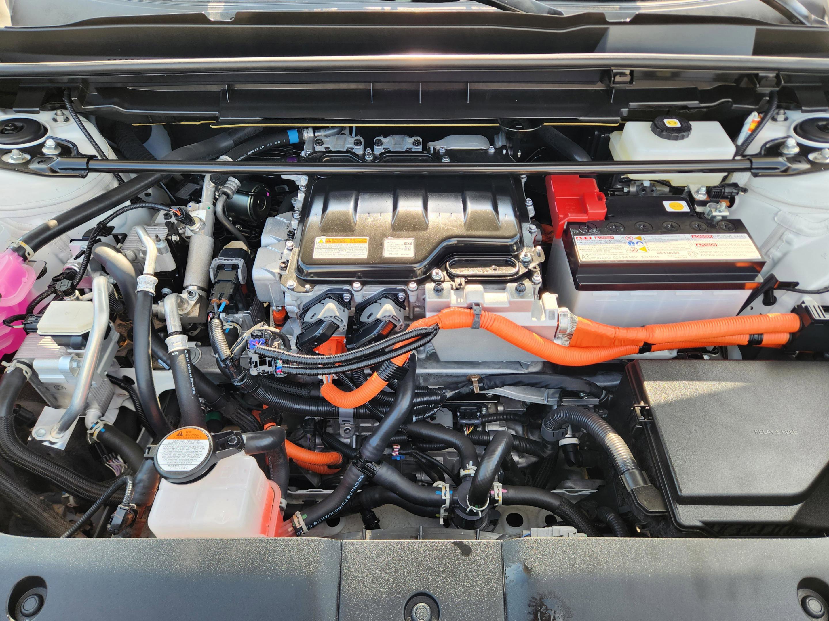 Used 2023 Lexus RZ 450e Premium w/ Accessory Package (Z1) image 14