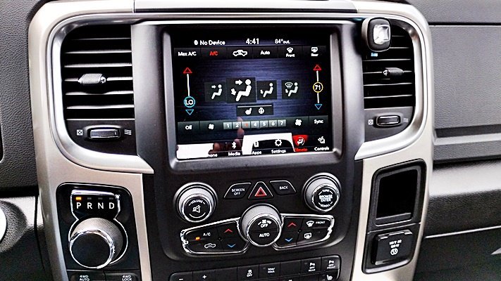 Used 2018 RAM 1500 Big Horn image 19