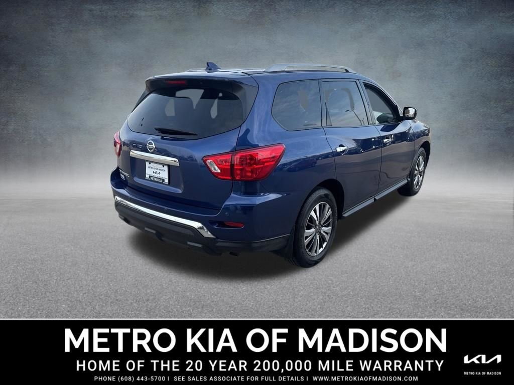 Used 2020 Nissan Pathfinder S image 6