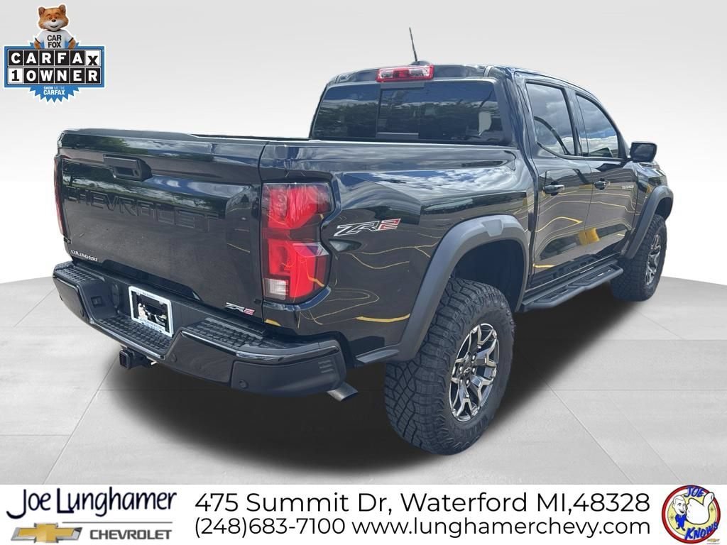 Used 2025 Chevrolet Colorado ZR2 w/ Technology Package AWD/4WD image 3