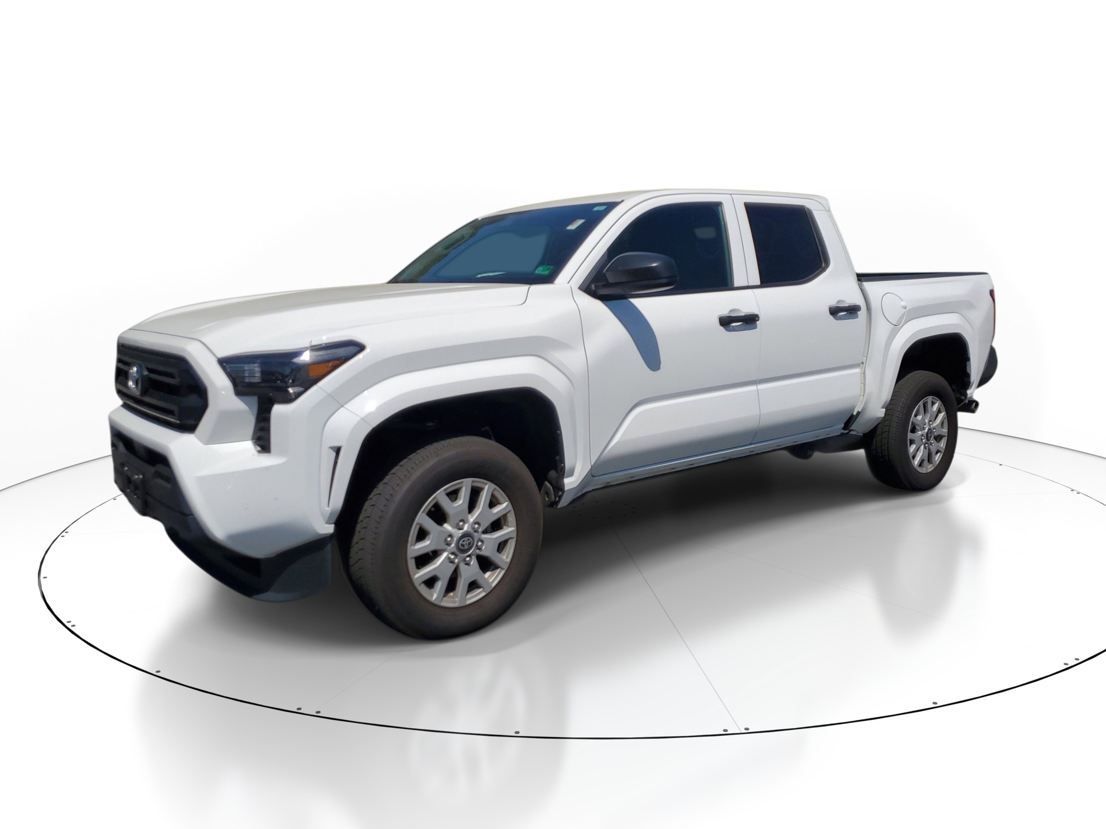 Used 2025 Toyota Tacoma SR w/ SR Upgrade Package AWD/4WD image 3