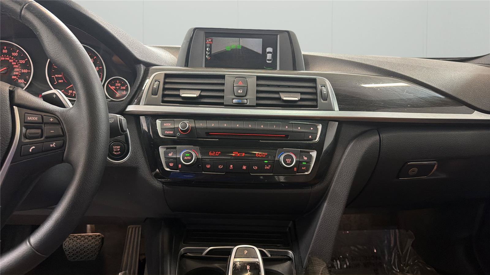 Used 2016 BMW 328i Sedan RWD image 17