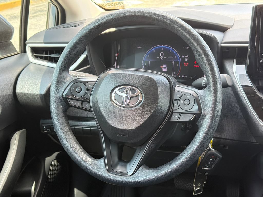 Used 2026 Toyota Corolla LE FWD image 28