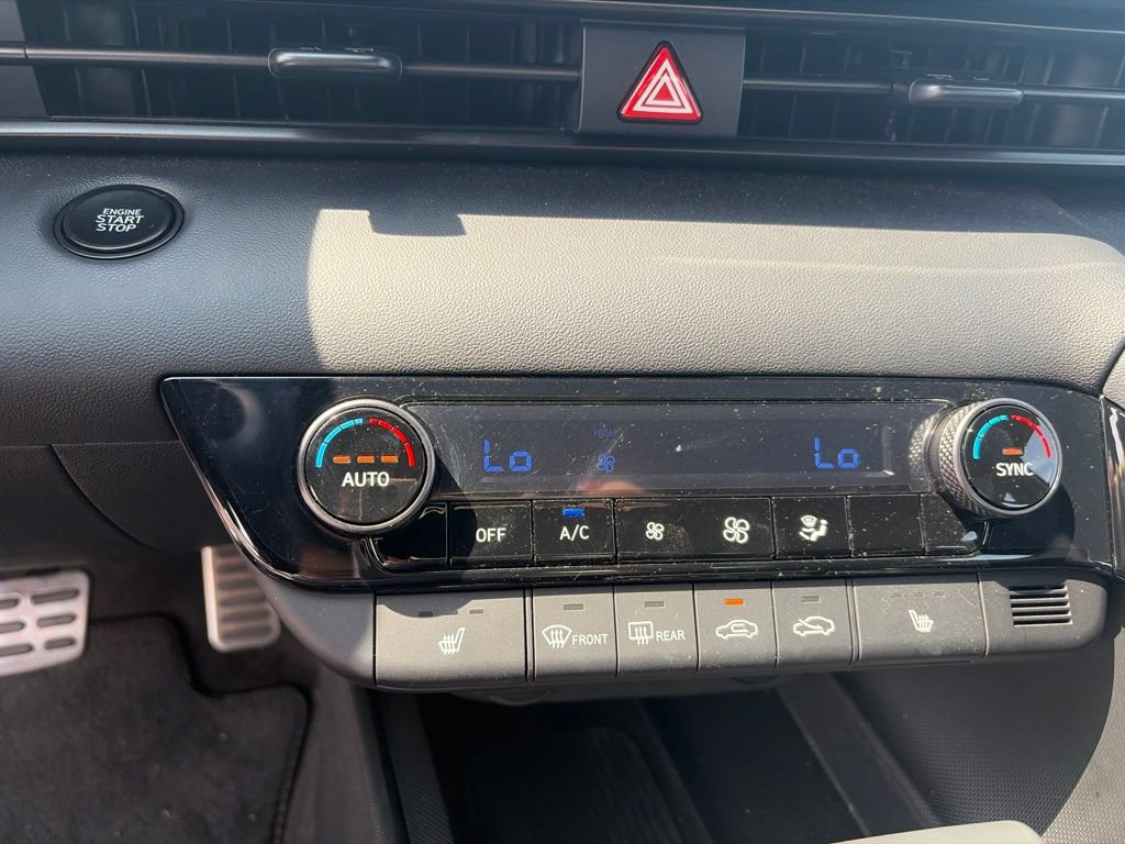 Used 2026 Hyundai Elantra SEL Sport Premium FWD image 18