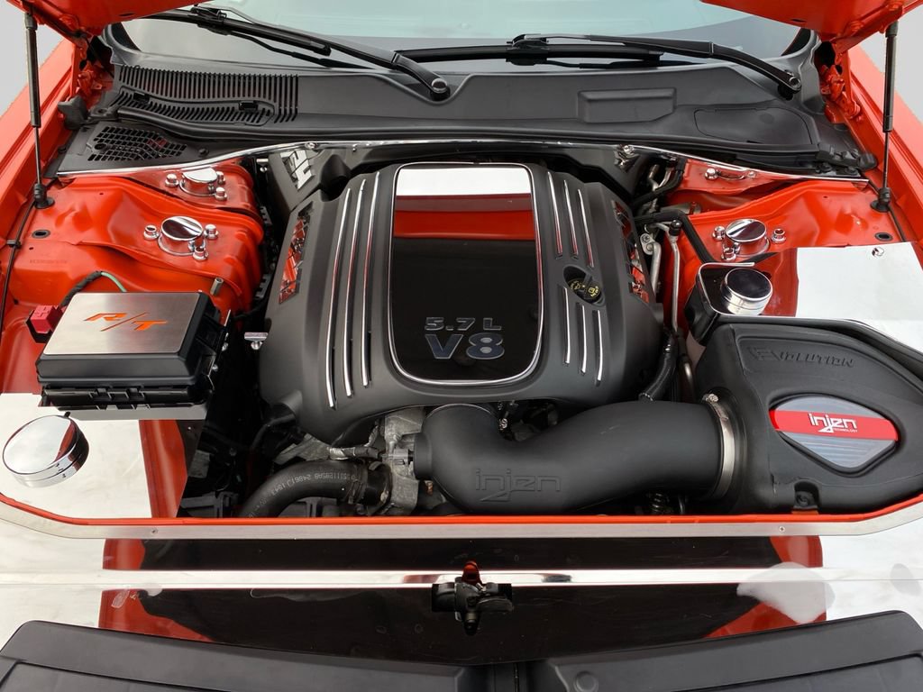 Used 2013 Dodge Challenger R/T RWD image 32