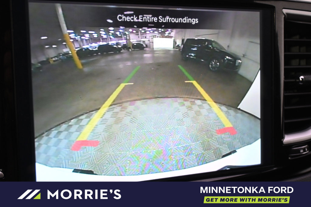 Used 2026 Chrysler Pacifica Select FWD image 32