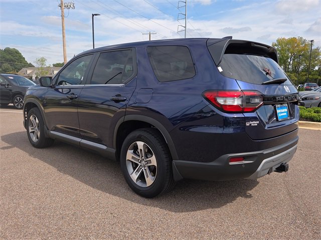 Certified 2025 Honda Pilot EX-L image 3