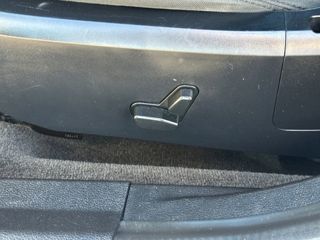 Used 2012 Chrysler 200 Touring image 25