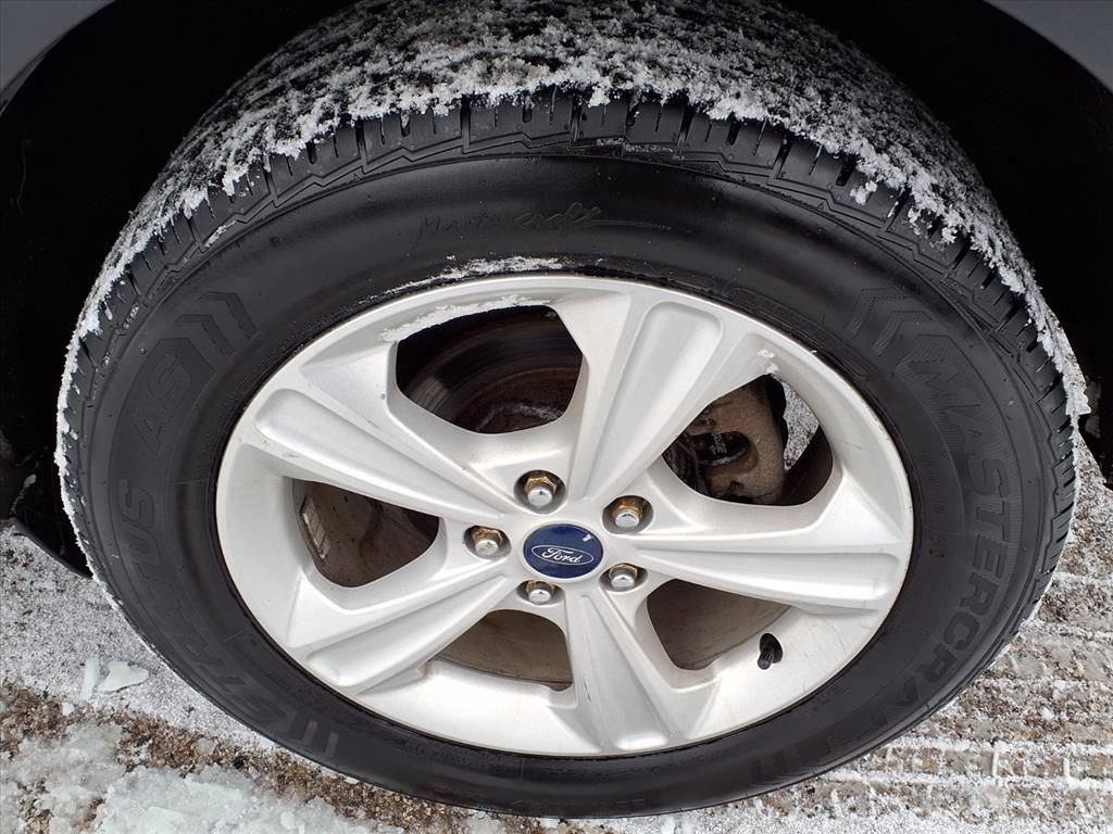 Used 2016 Ford Escape SE image 8