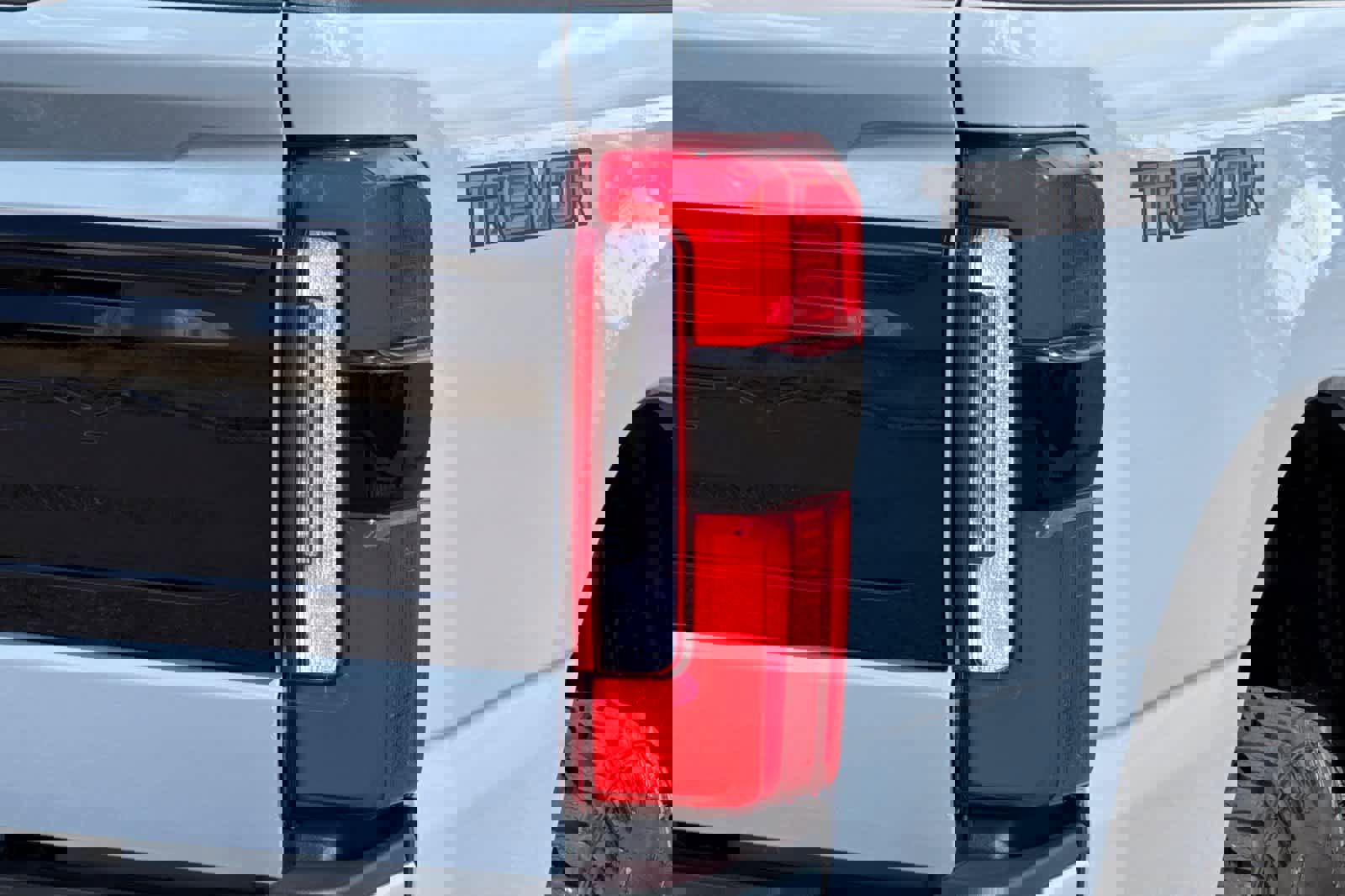 New 2026 Ford F250 Platinum image 27