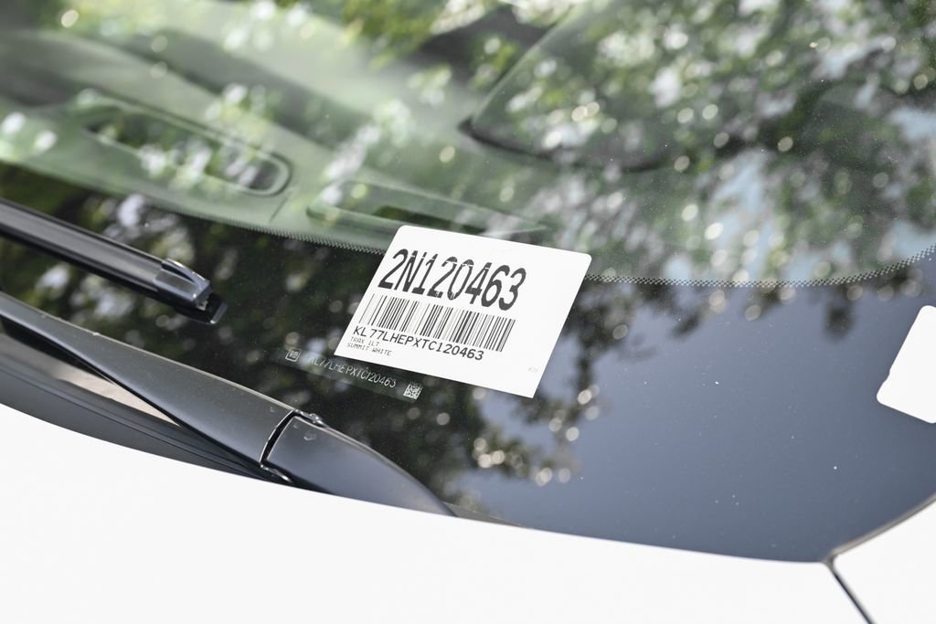 New 2026 Chevrolet Trax LT w/ LPO, Blackout Package FWD image 36