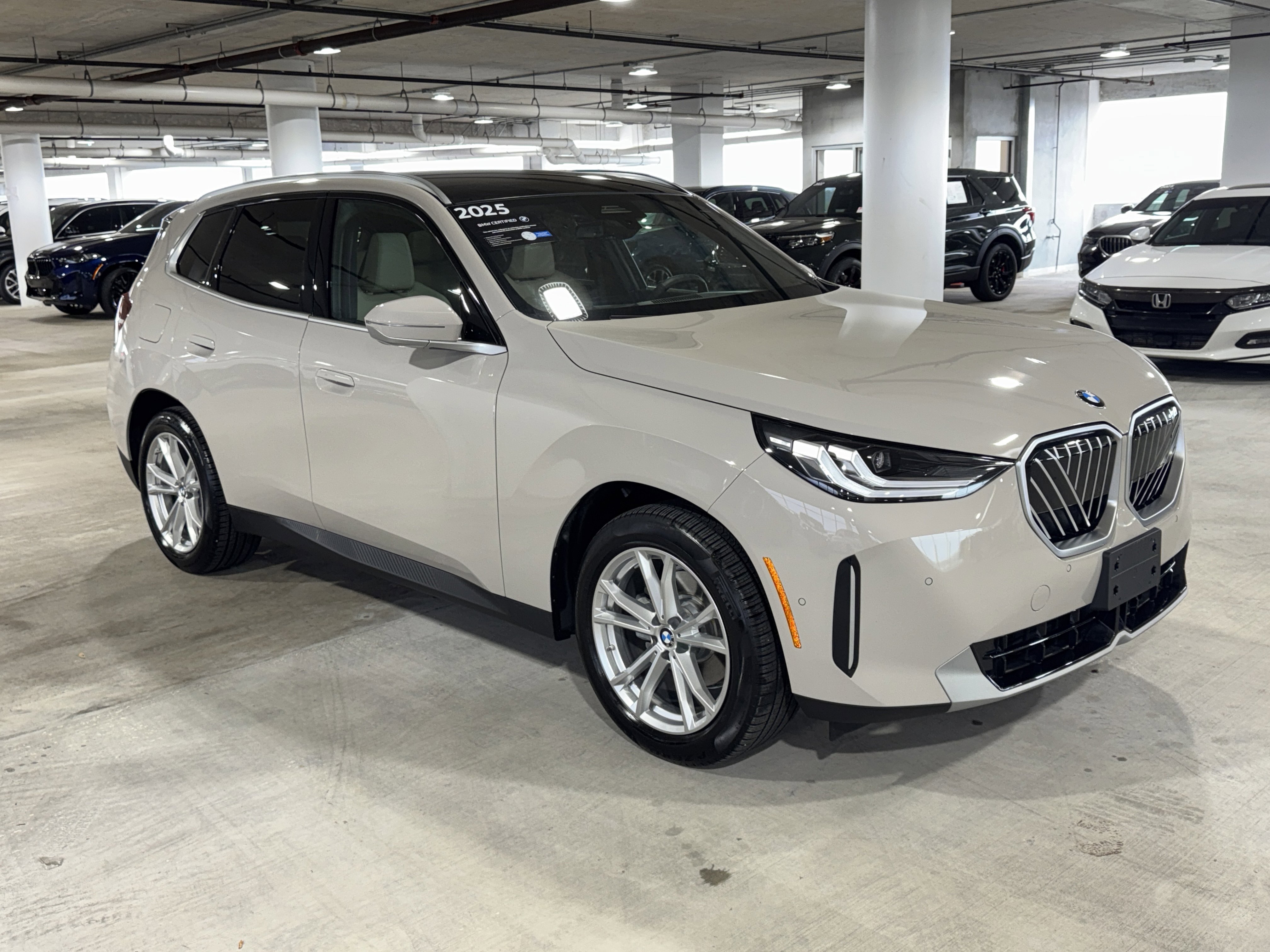 Used 2025 BMW X3 xDrive30i w/ Convenience Package AWD/4WD image 2